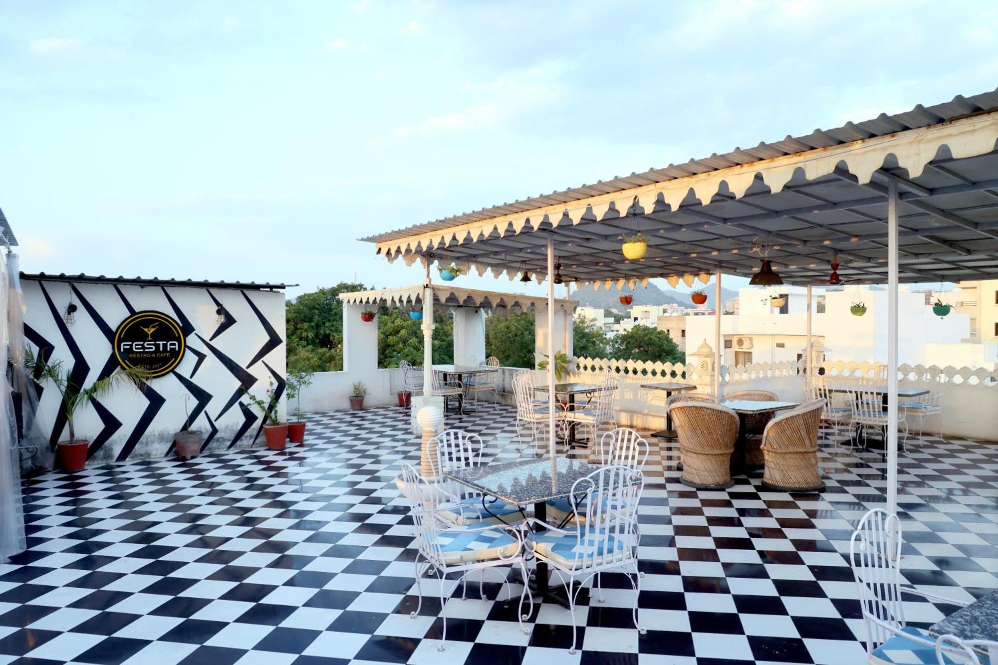 Hotel Tree Of Heaven Udaipur Ngoại thất bức ảnh